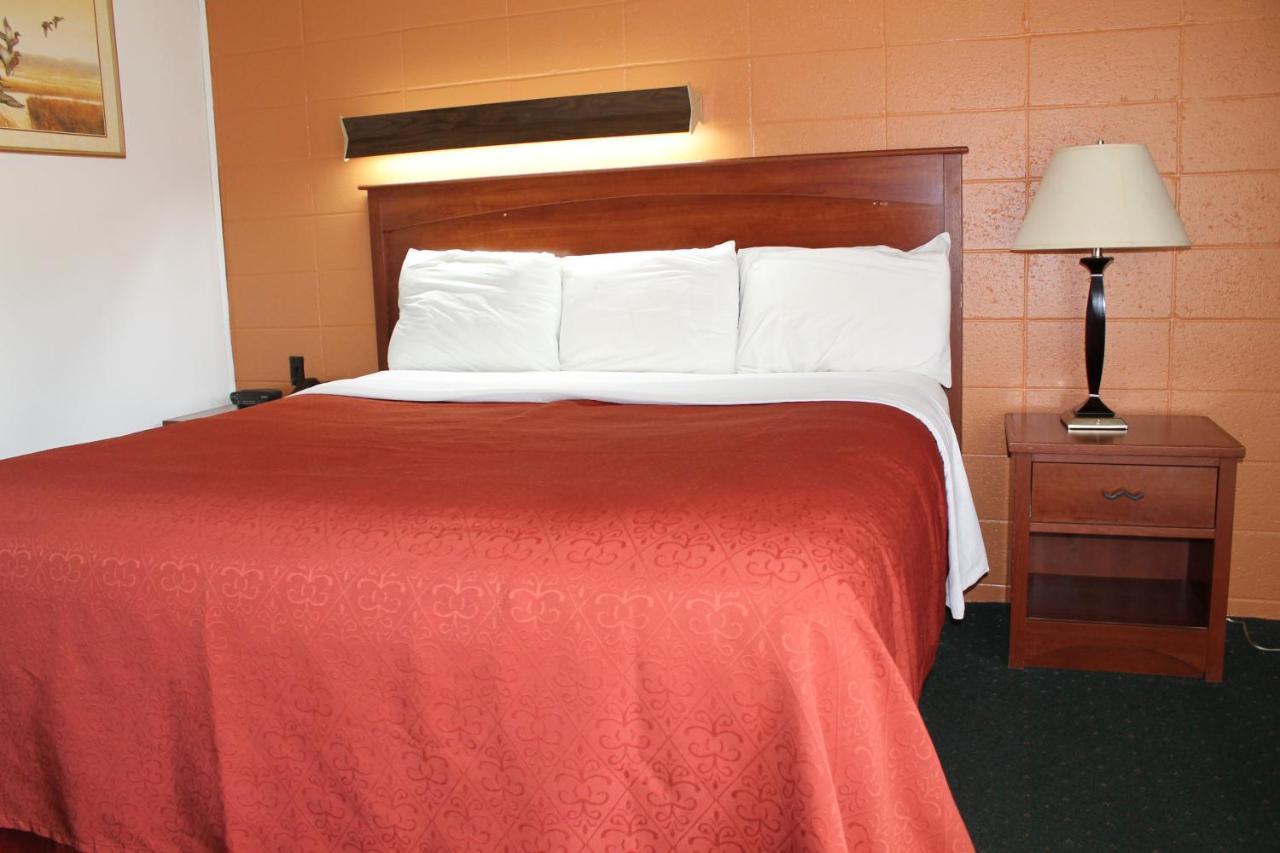 Motel Reedsburg エクステリア 写真