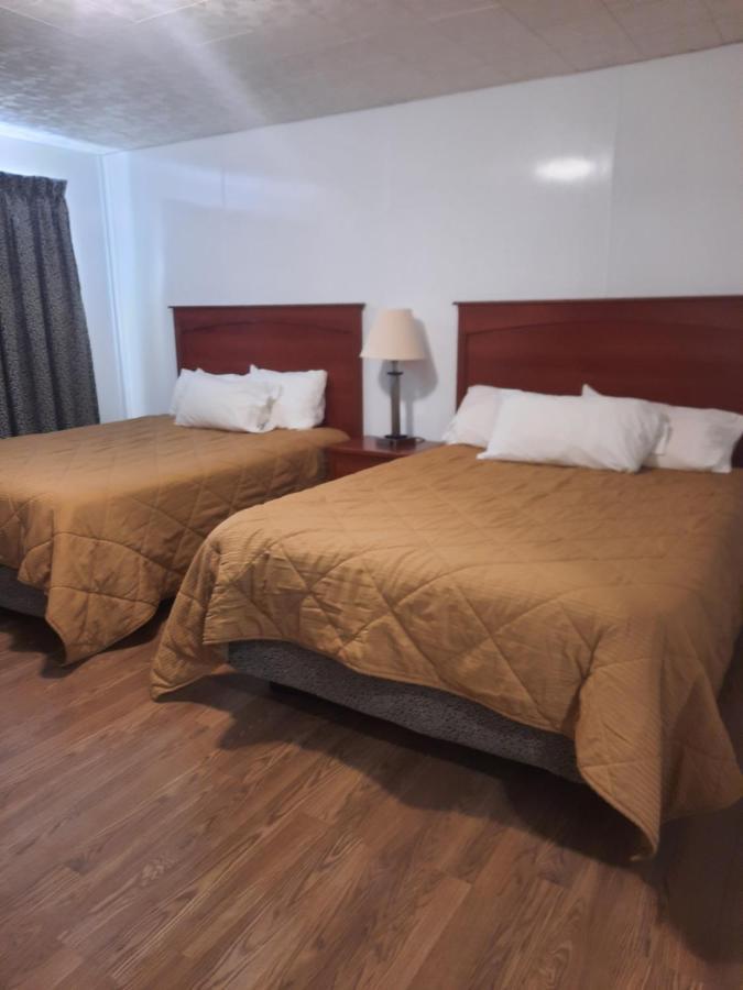 Motel Reedsburg エクステリア 写真