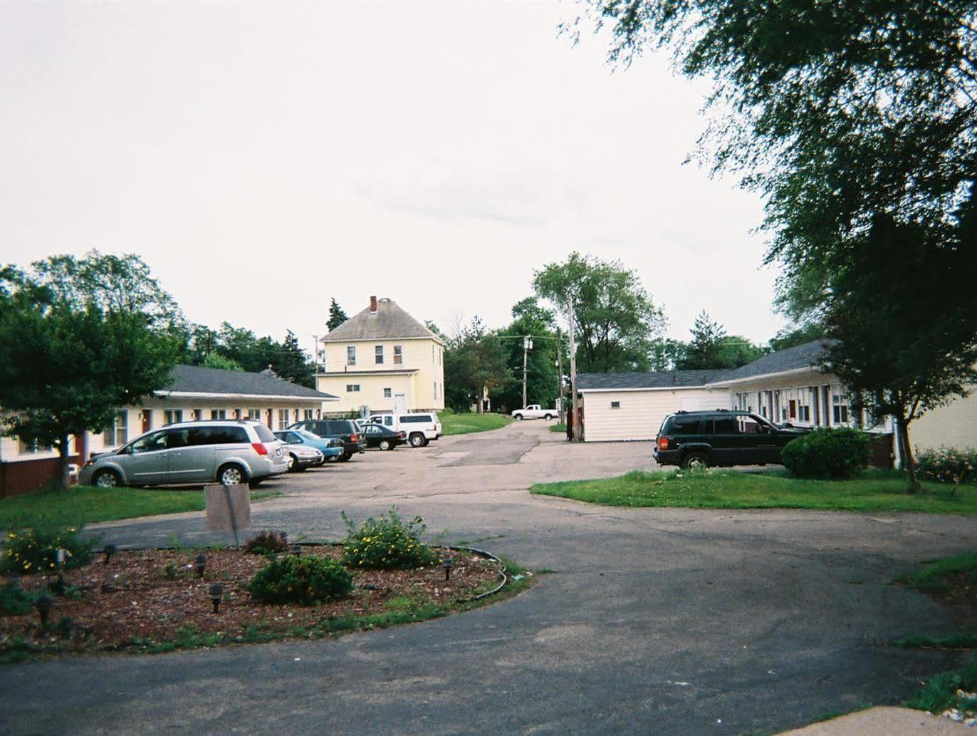 Motel Reedsburg エクステリア 写真