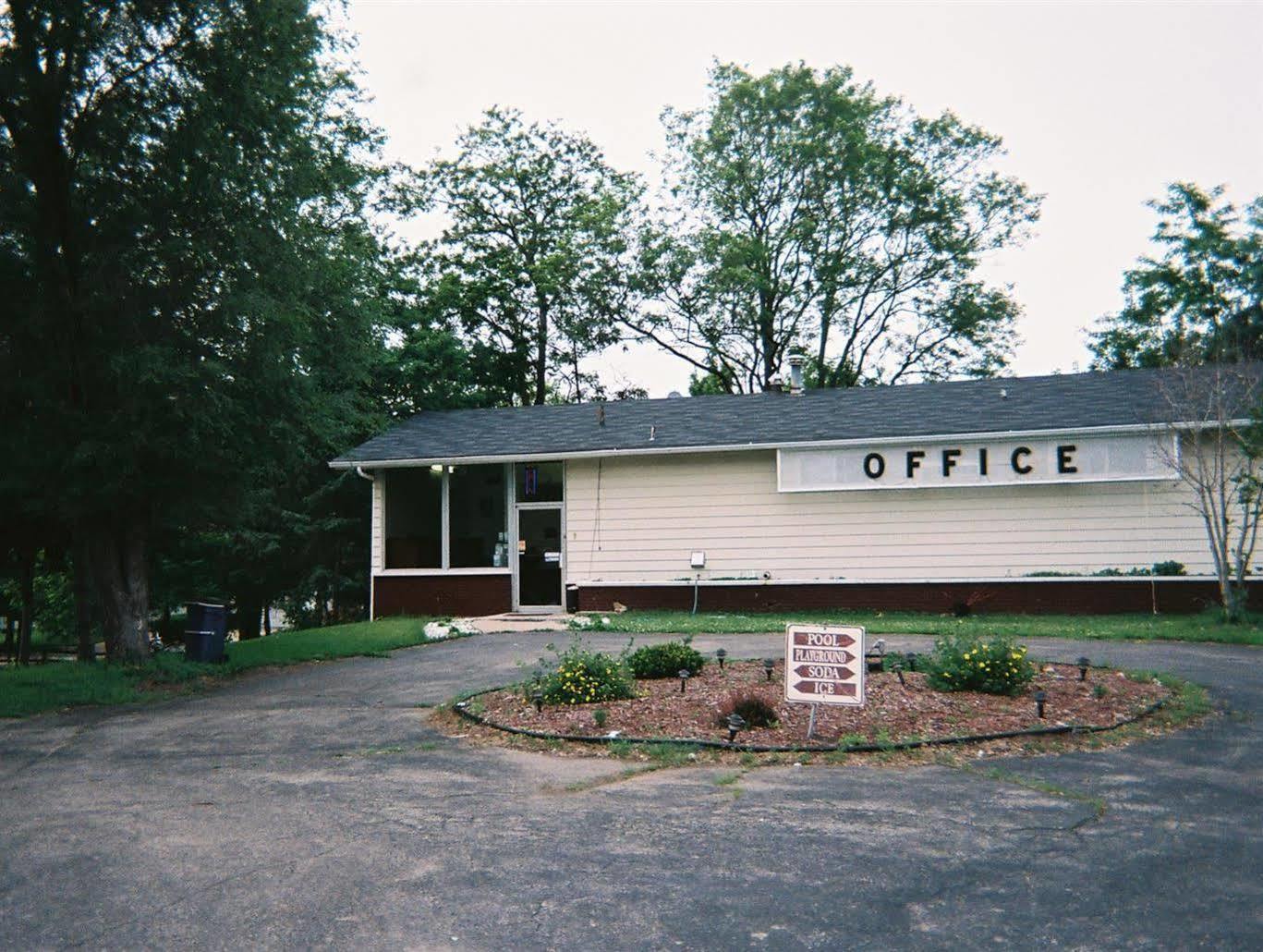 Motel Reedsburg エクステリア 写真